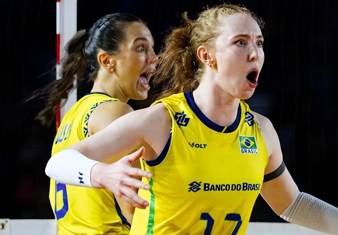冠热门巴西, 与中国女排