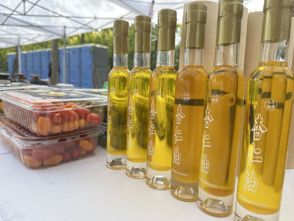 让更多人透, bt, yI 让更多人透, bt, yI